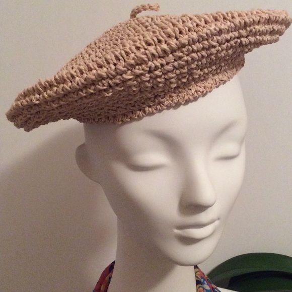 Steve Madden Accessories - Steve Madden Paper Yarn Beret